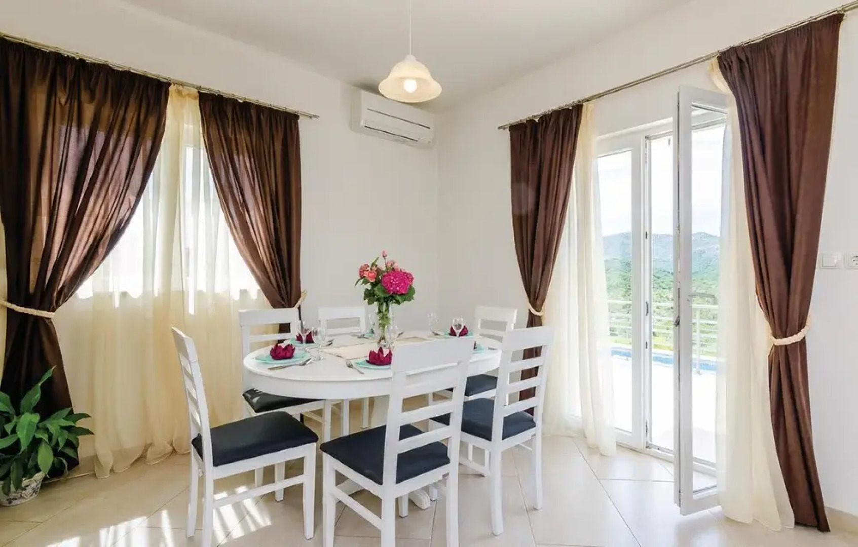 Nice Home in Zaton With Wifi and 3 Bedrooms