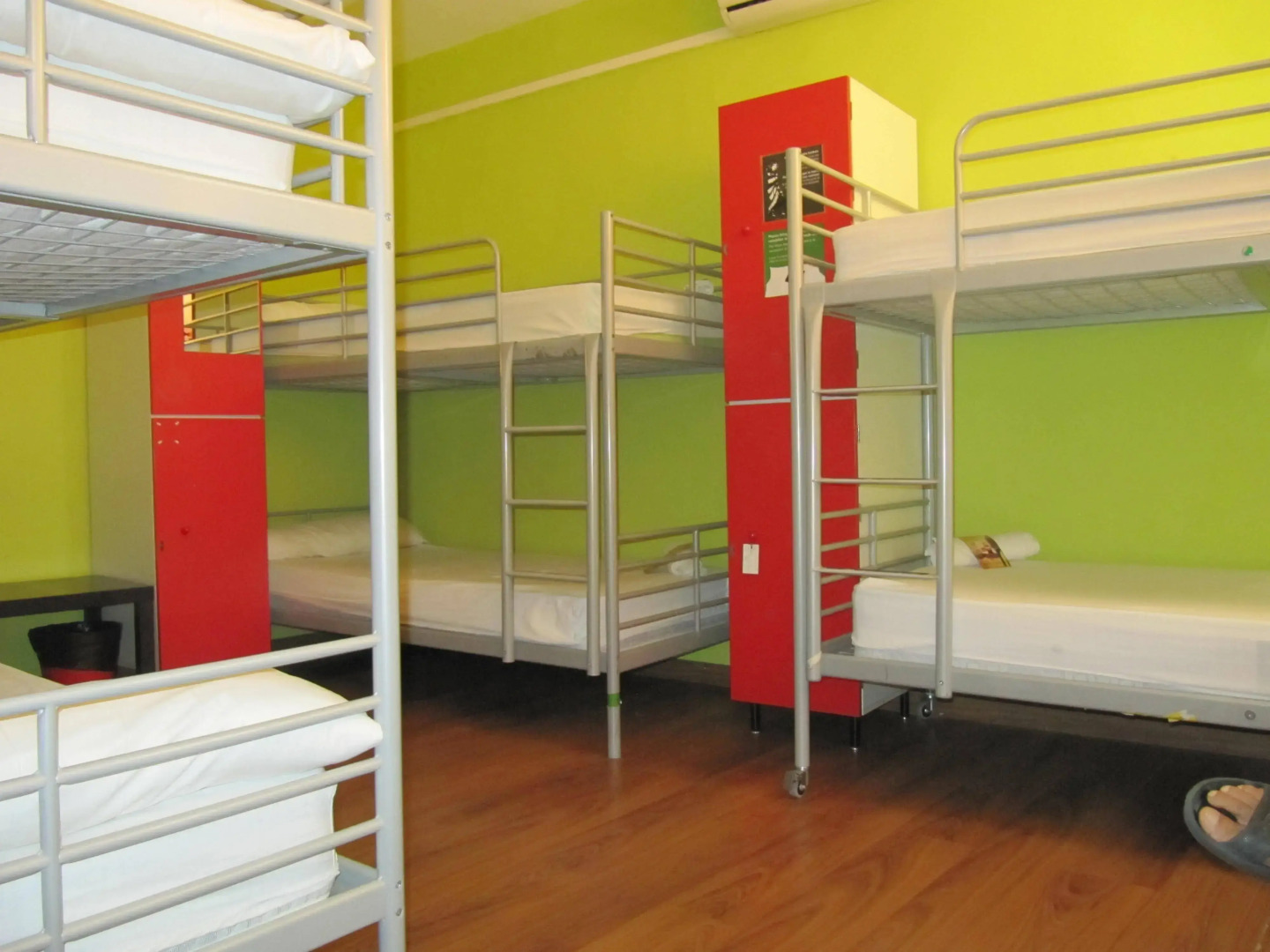 Onefam Les Corts Hostel