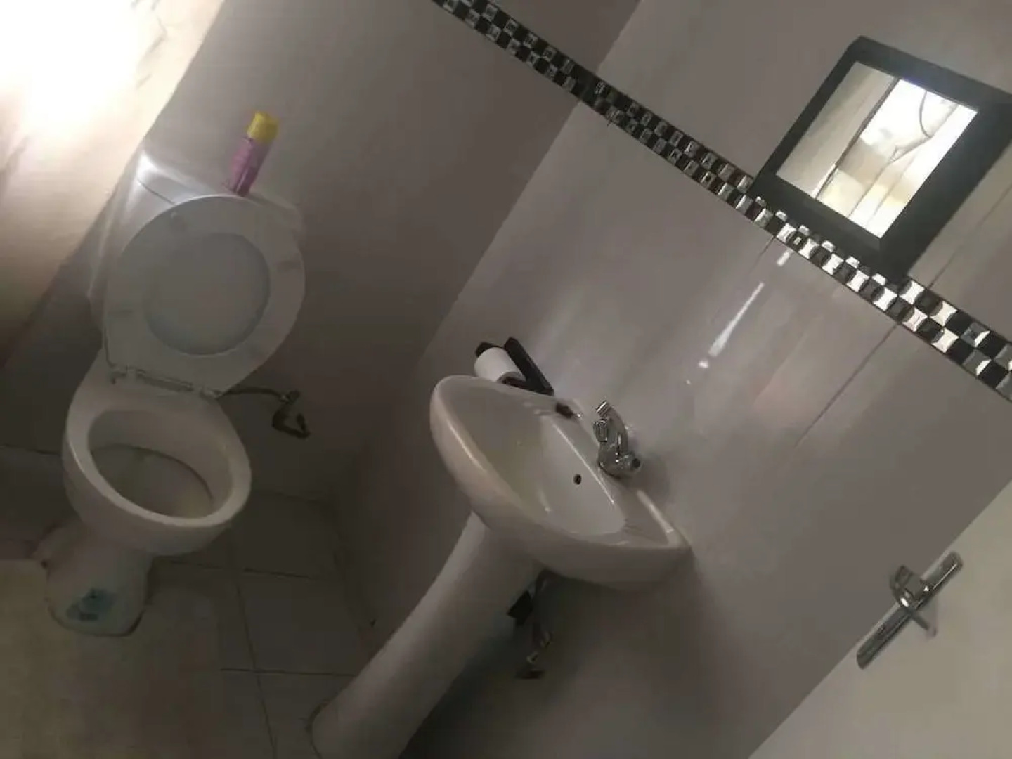 Eagle Suites Guest House