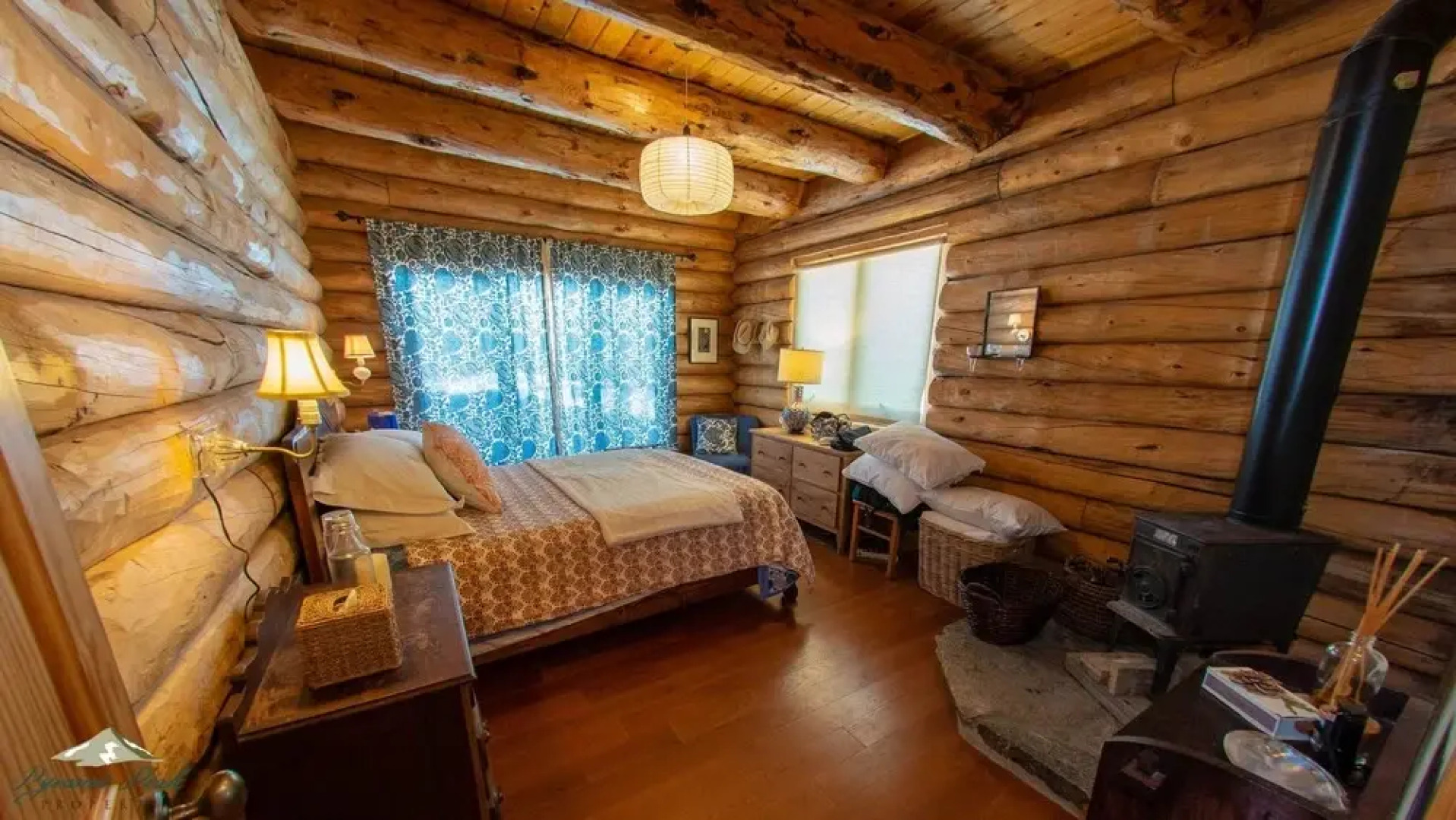 Meadow Out Luxury Cabin