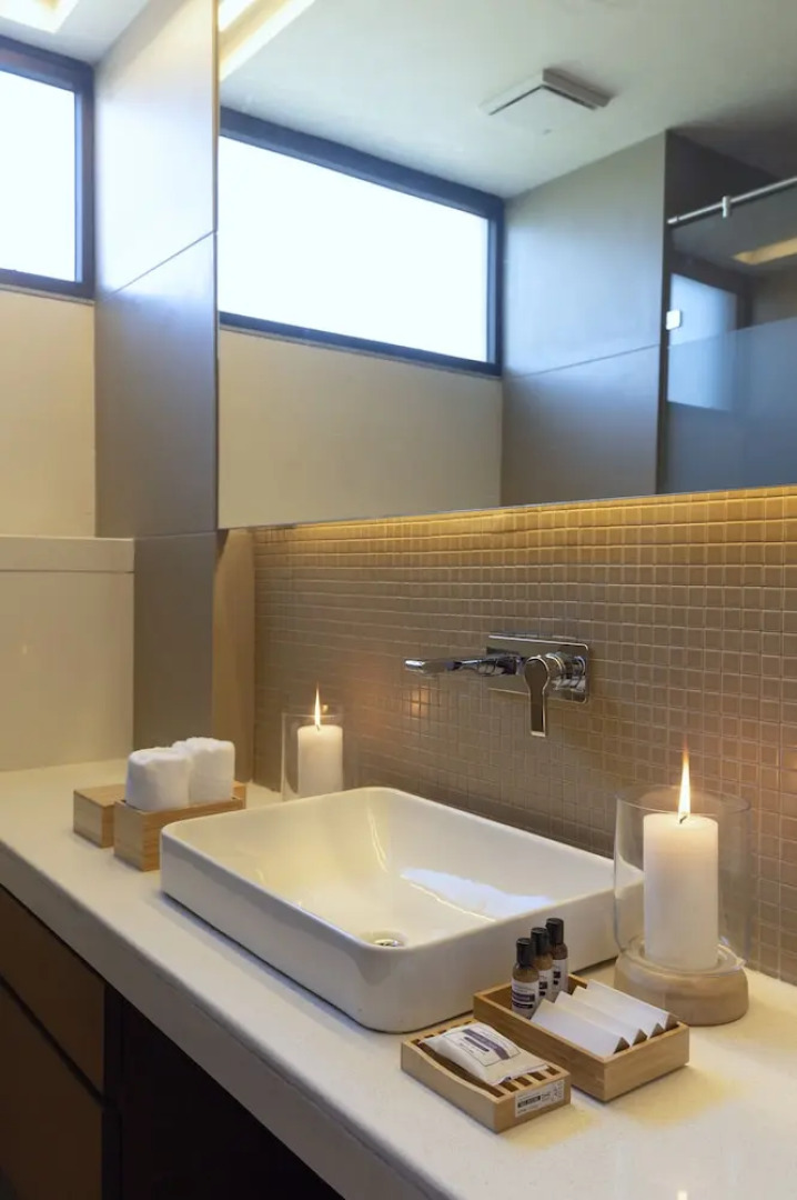 Life At Repose: Lake Villas Resort & Club