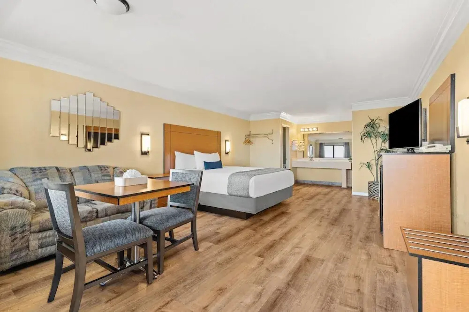 Travelodge By Wyndham San Clemente Beach