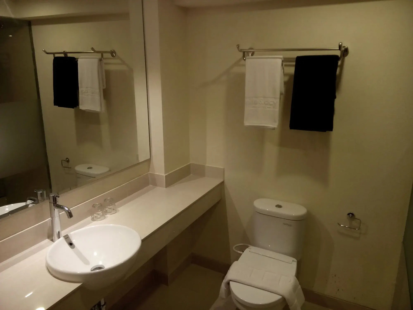 Nite and Day Batam Jodoh Square