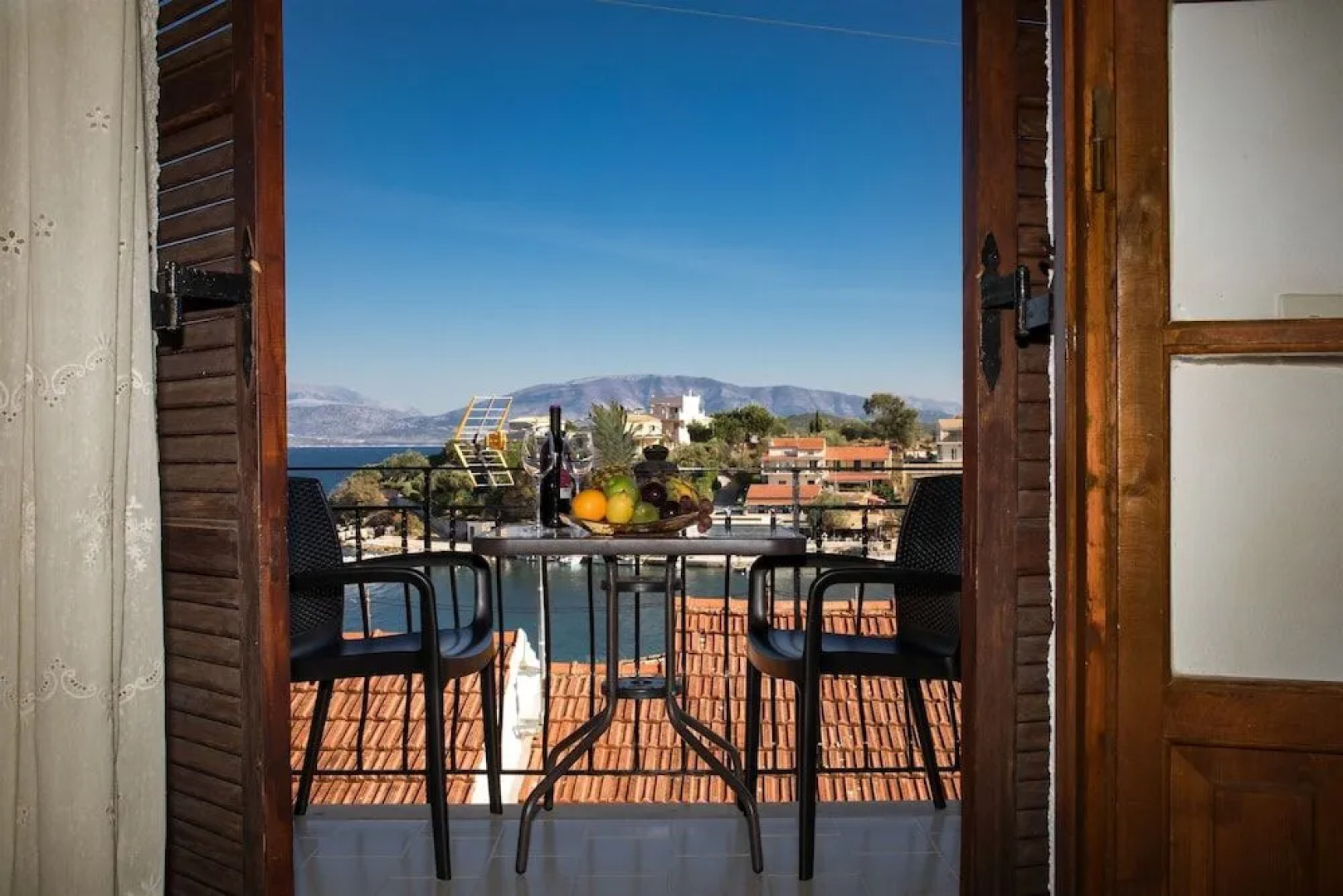 Villa Perris Studios