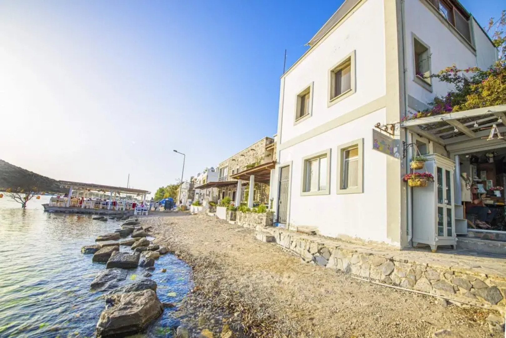 Seaside House With Refreshing View in Gumusluk