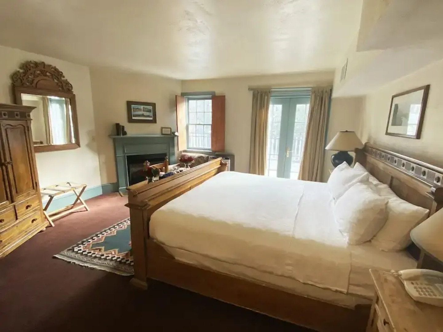 The Red Lion Inn Resort 1704