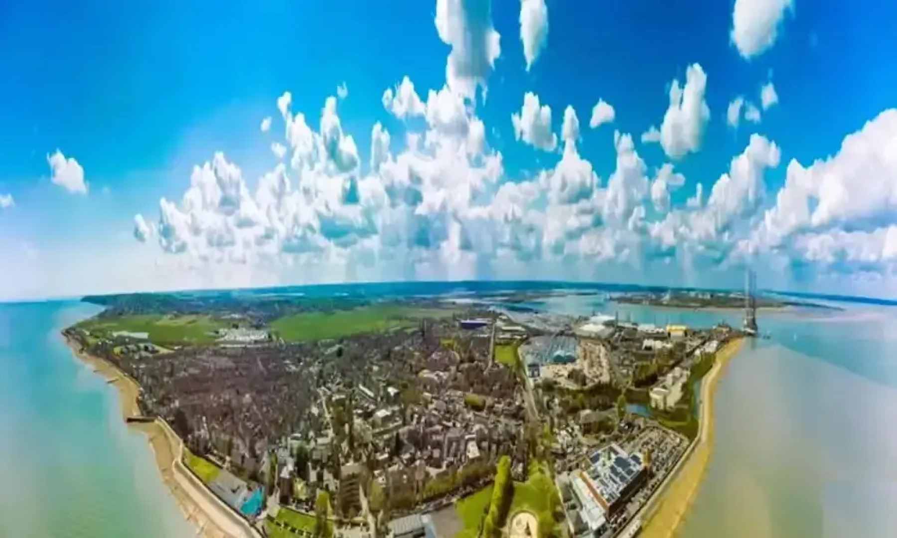 3-bed Carvan, Sleeps 6, Pets & Parking