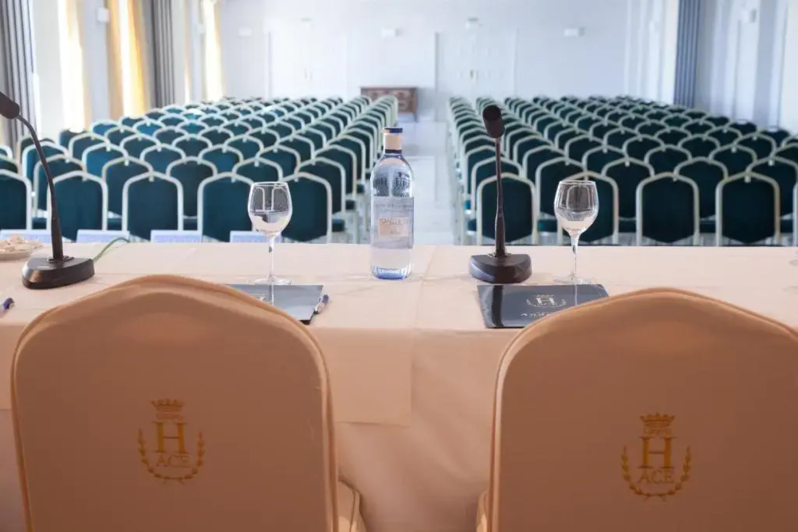 Playa De La Luz Hotel