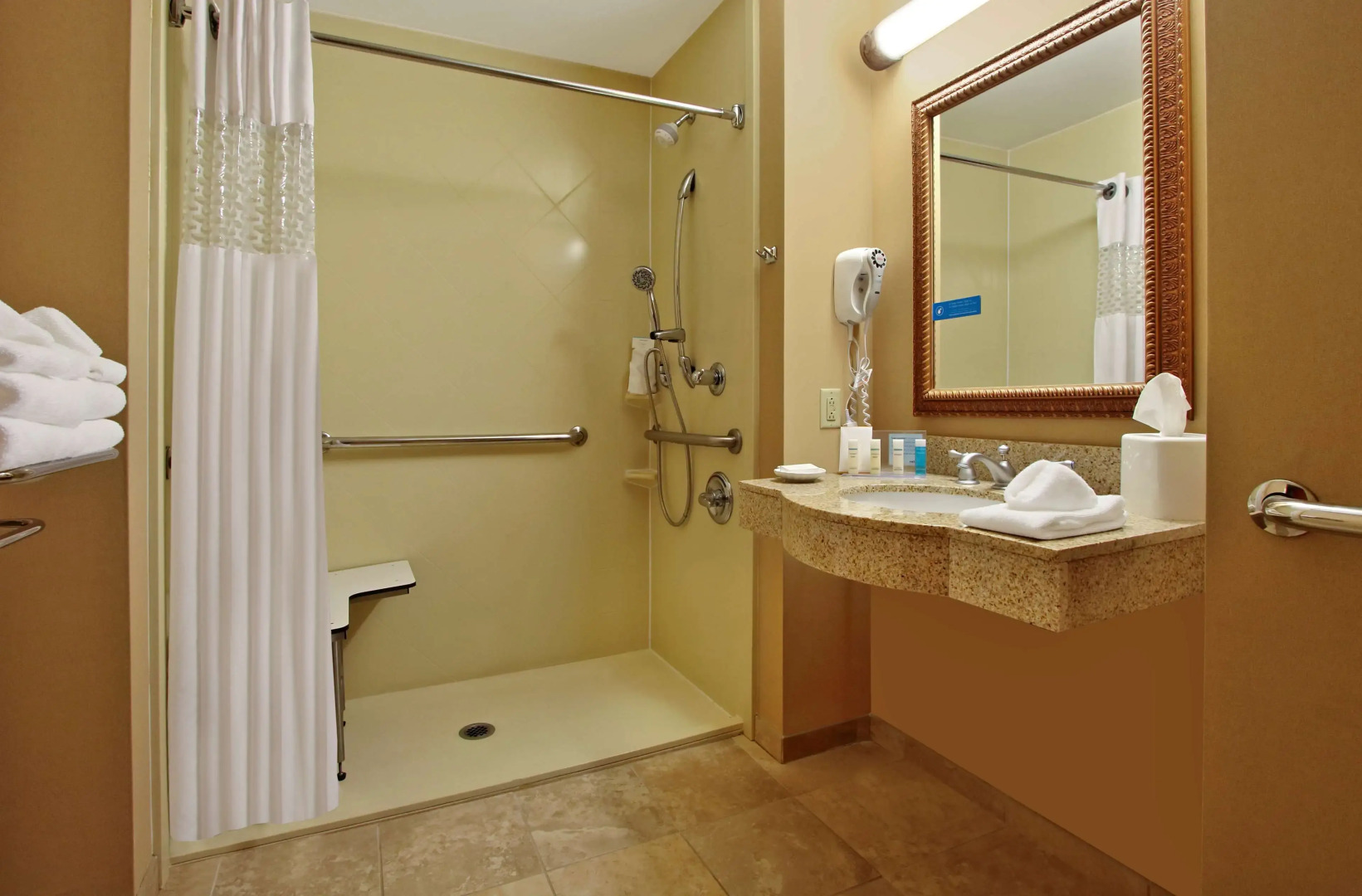 Hampton Inn & Suites Madisonville