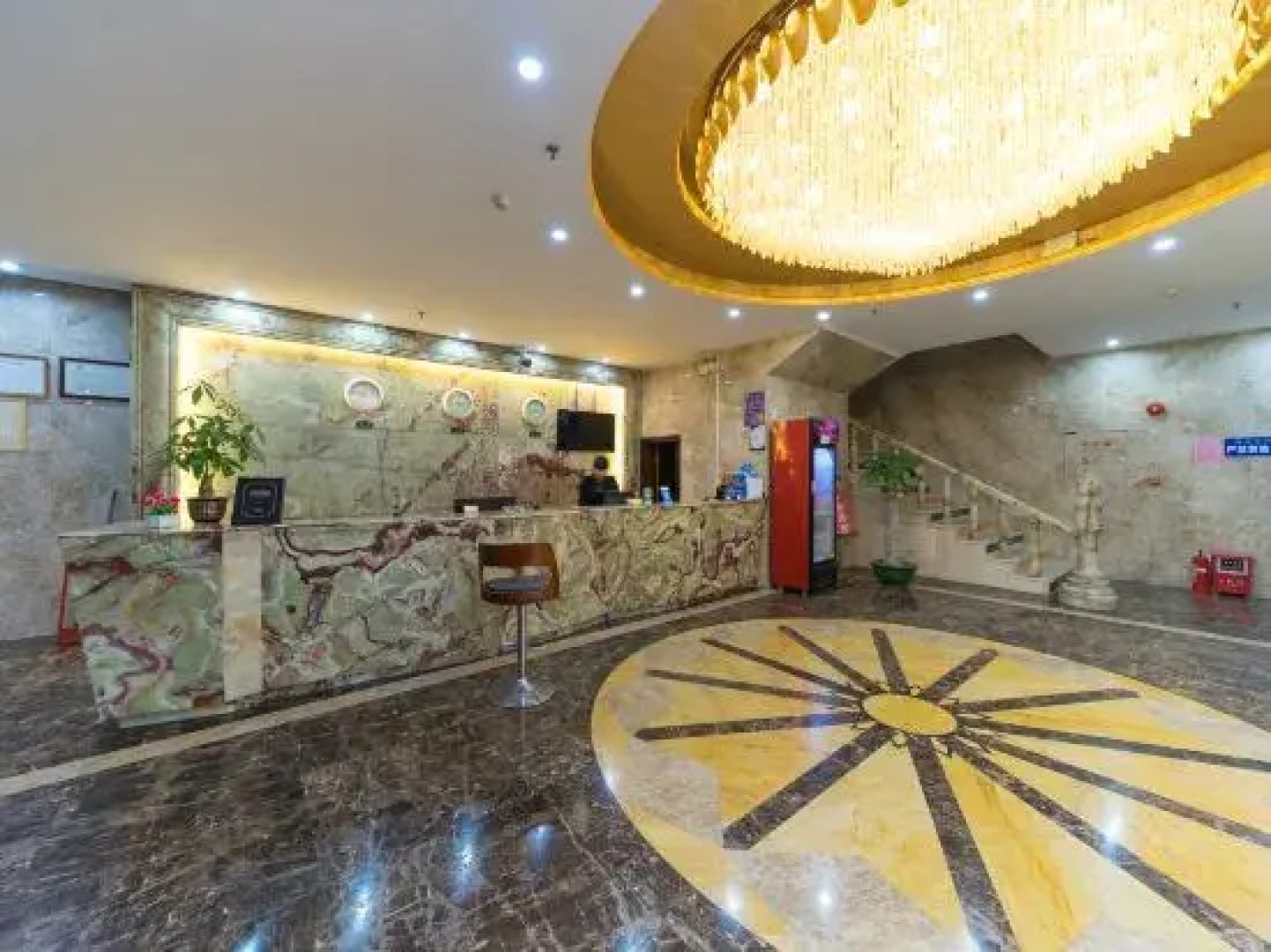 Huayu Hotel Heyuan (Heyuan Asia's No.1 High Fountain)