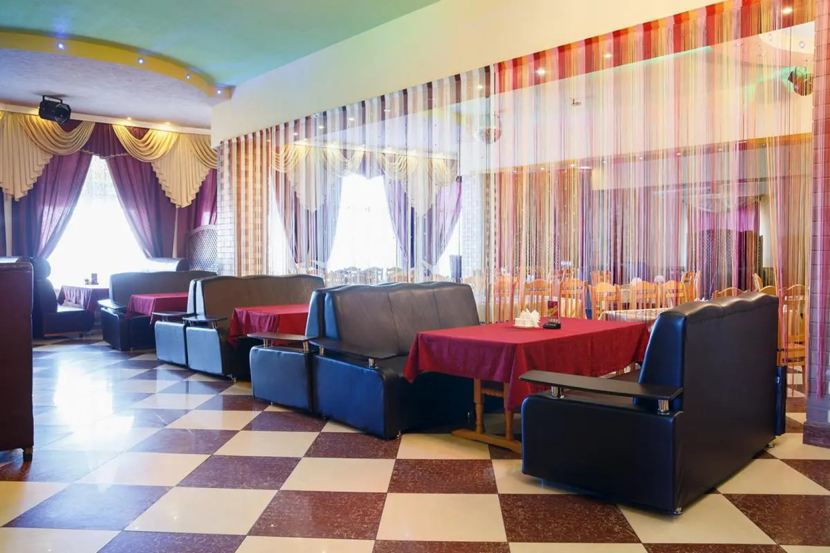 Гостиничный комплекс 7 и Я на Омской