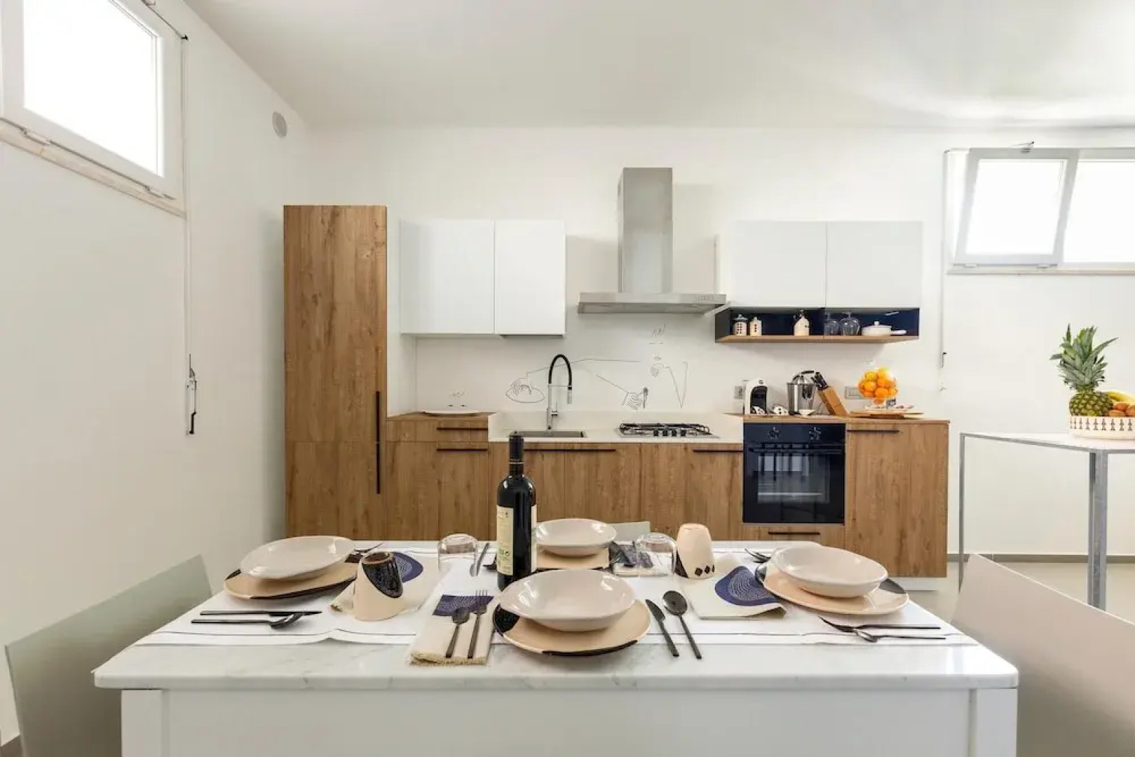 2732 Suite More by Barbarhouse