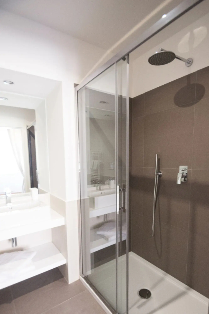Vantaggio Suites