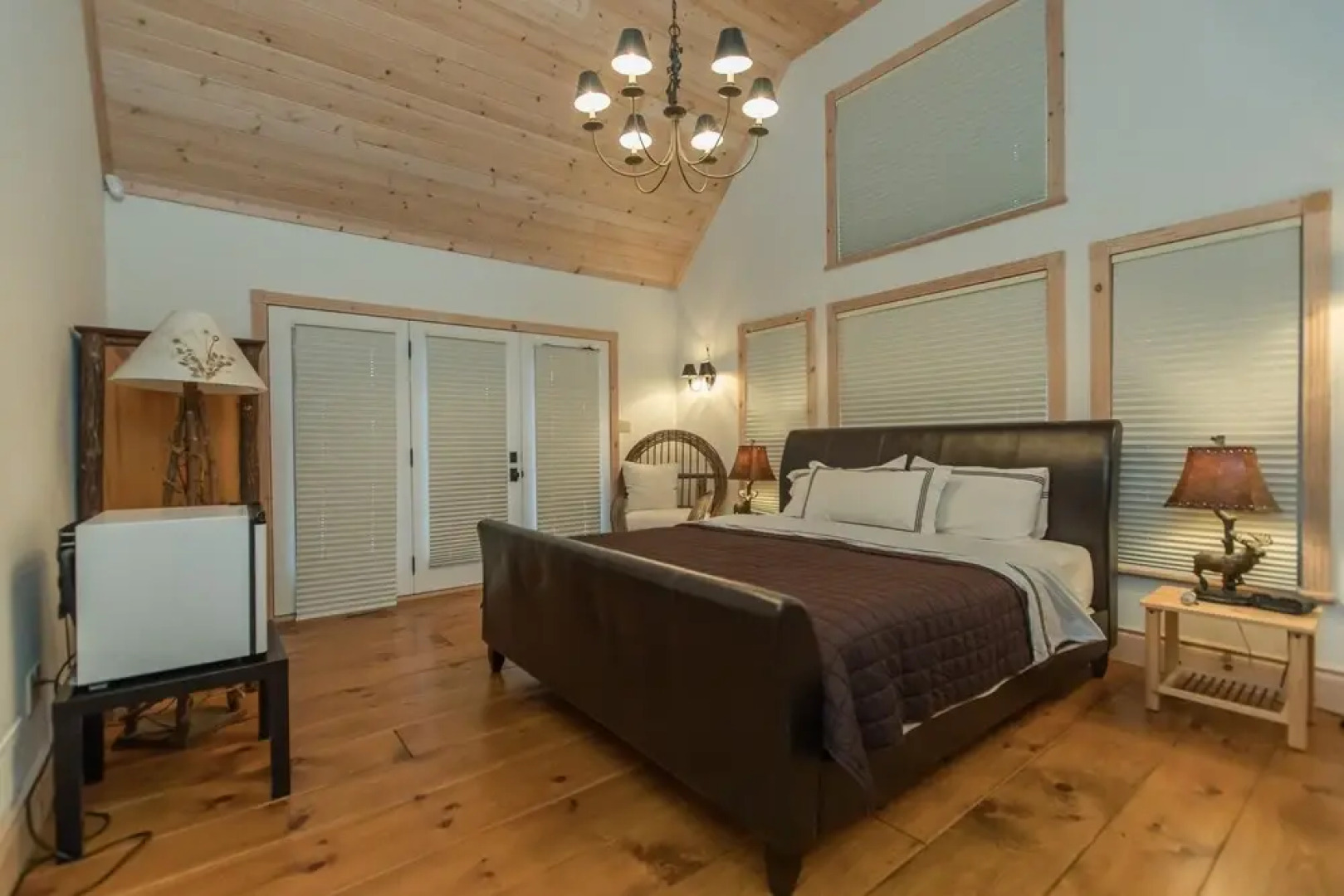 Fabulous Lake Muskoka Cottage & Boathouse~the perfect retreat!