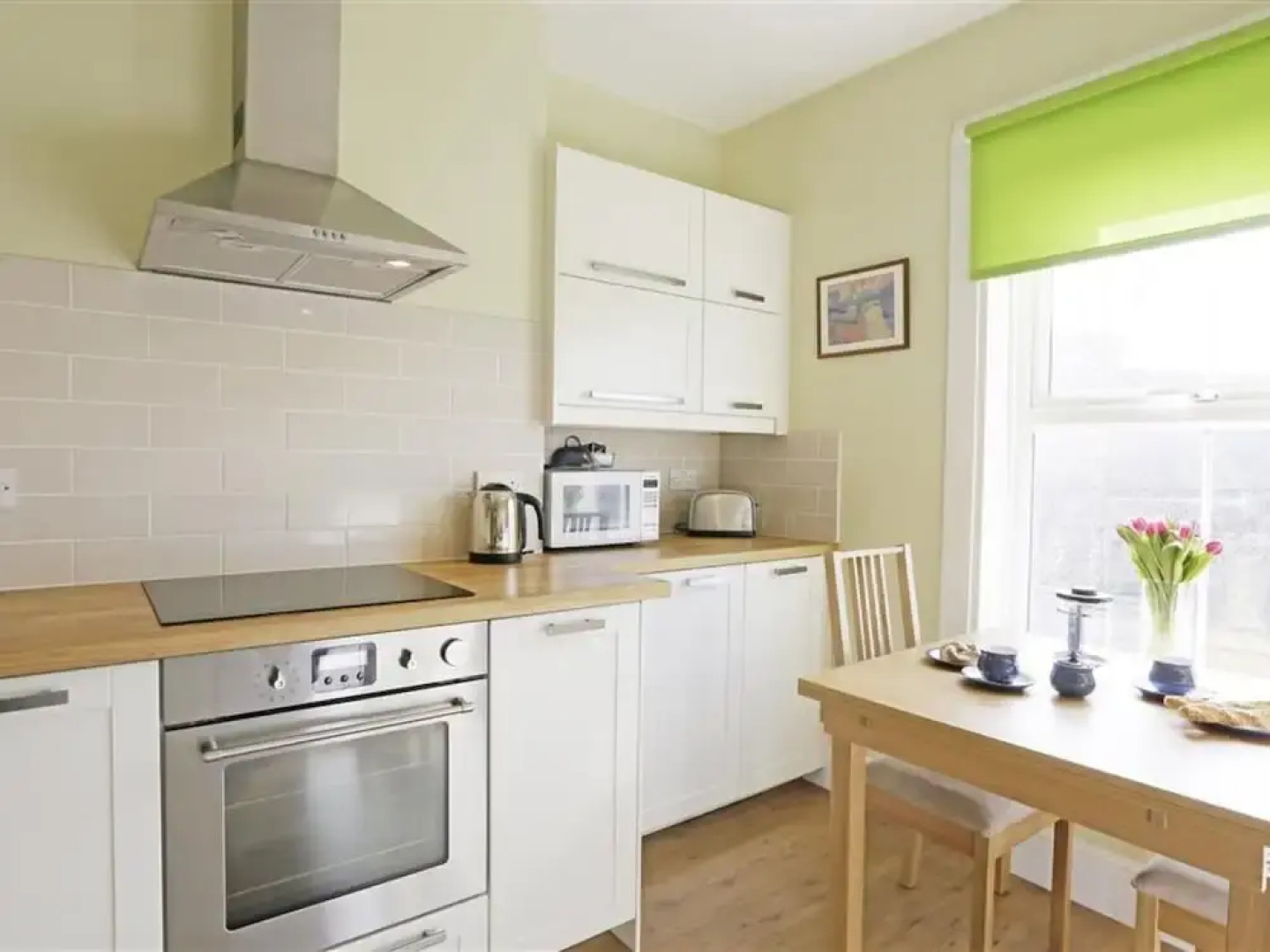 Bright Apartment in Center of Southwold near Beach & Pier