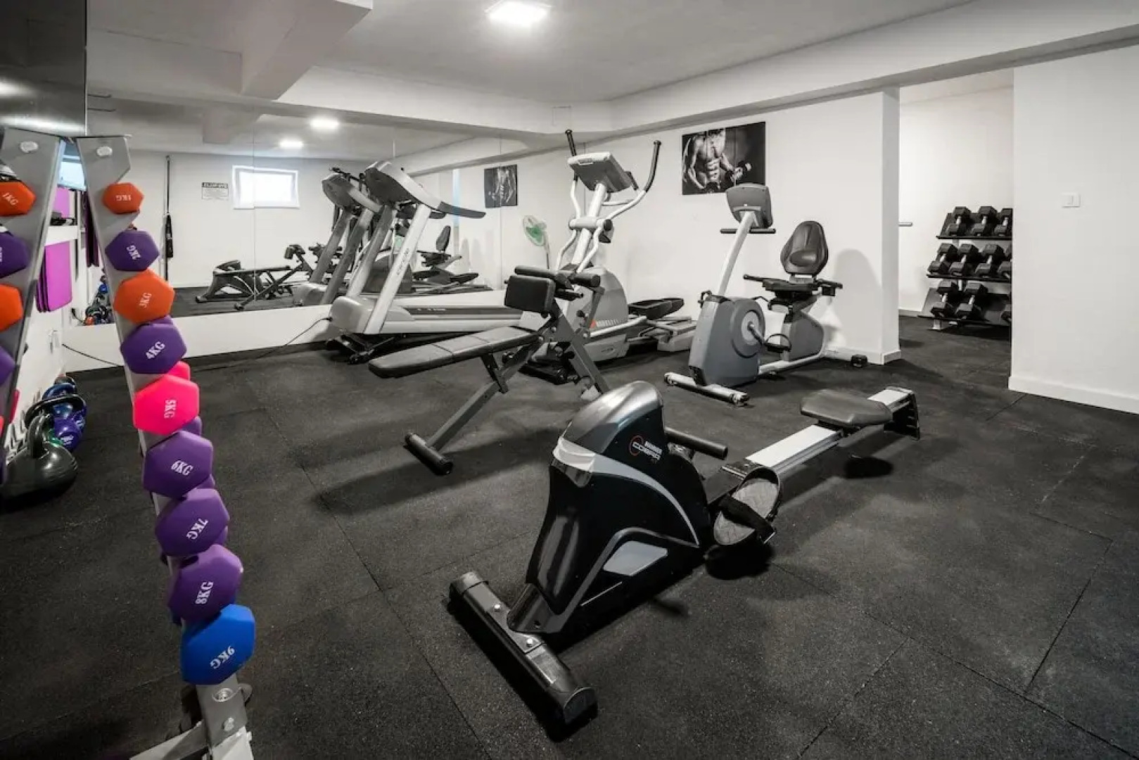 Acadia Beach Villas & Apartments, Slatine