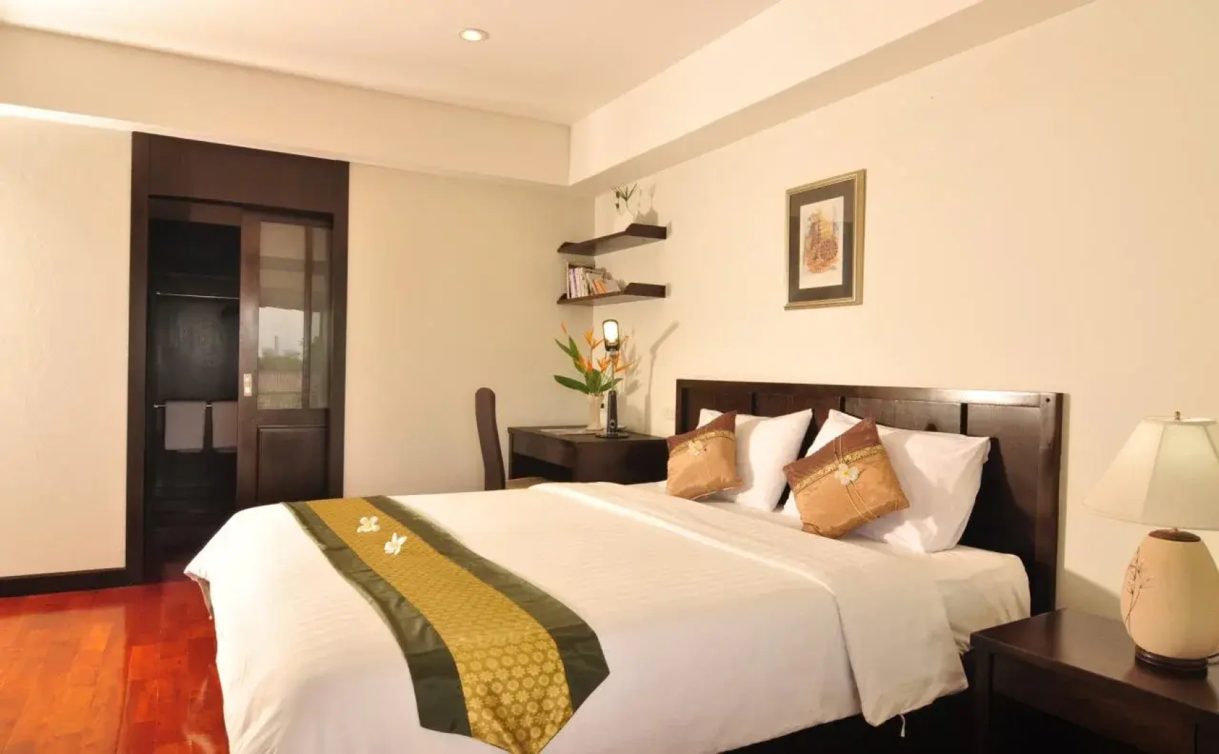 Phanhin Regent Executive Residence R1
