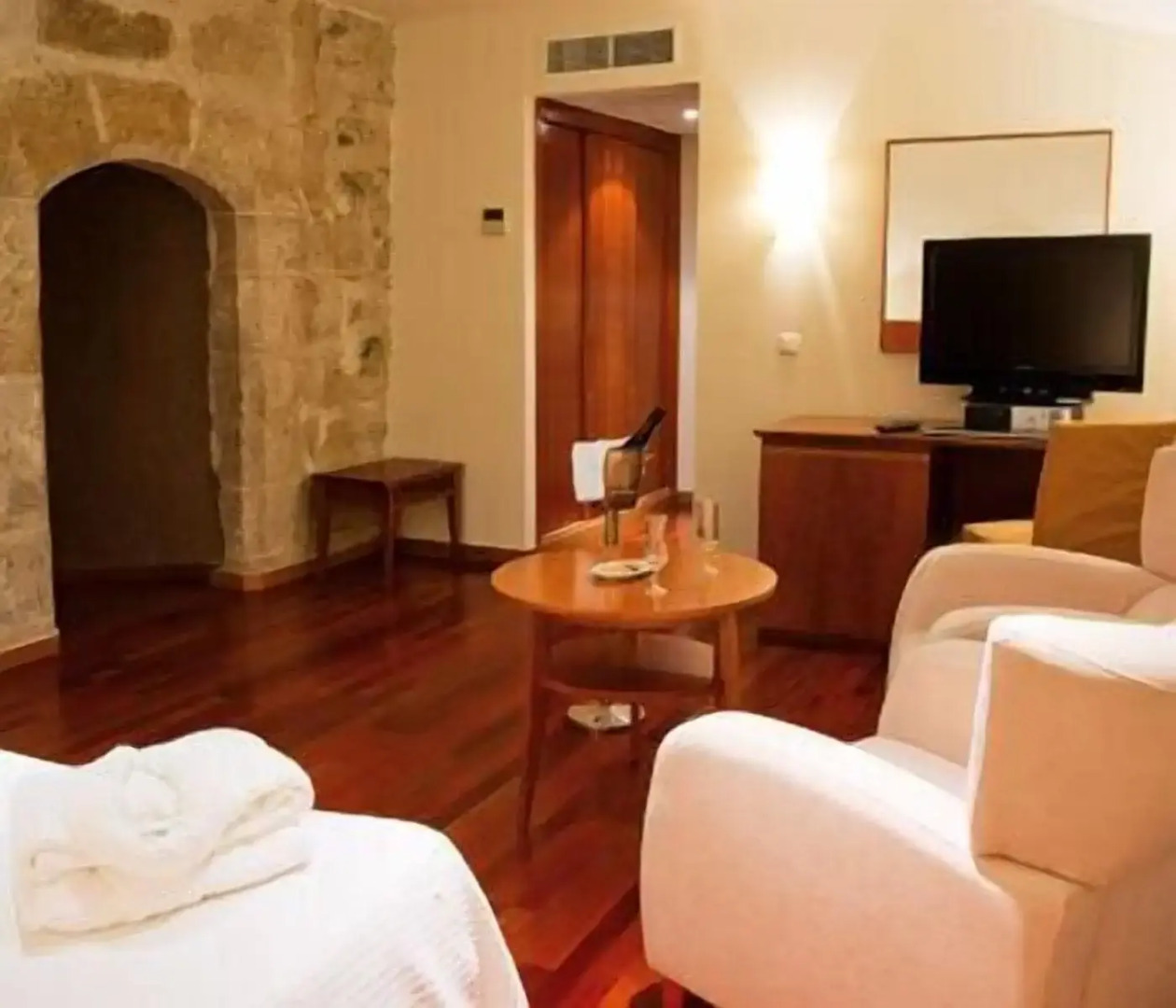 Hotel 4* Puente de Alconétar