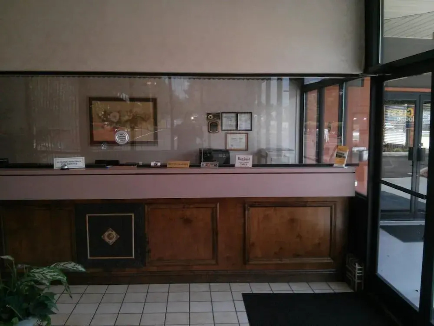 Guest Lodge Pageland