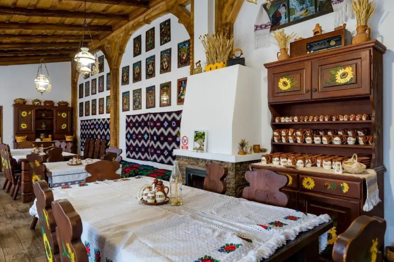 Pensiunea Casa Traditiilor