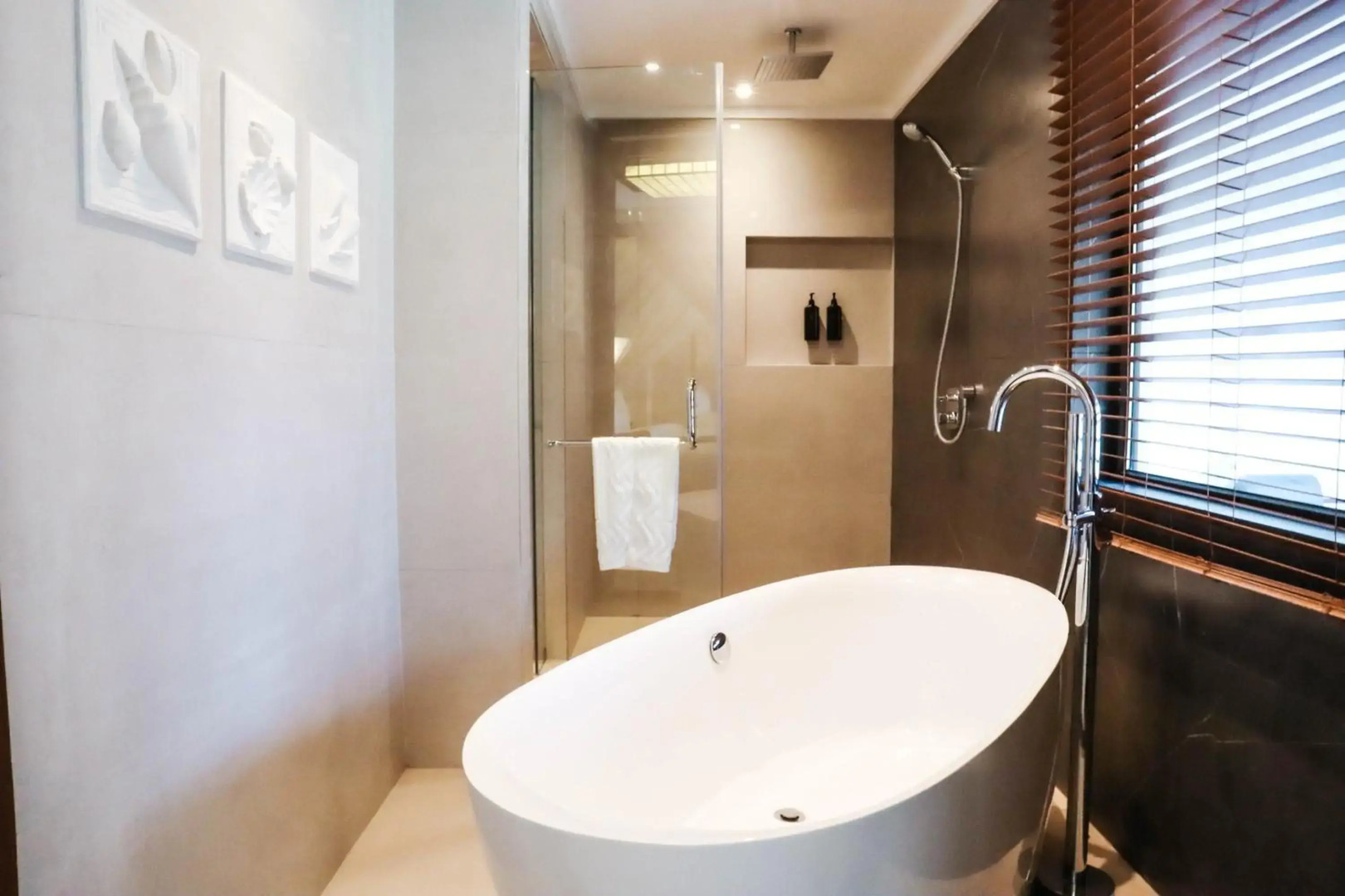 Mandarin Bay Resort & Spa