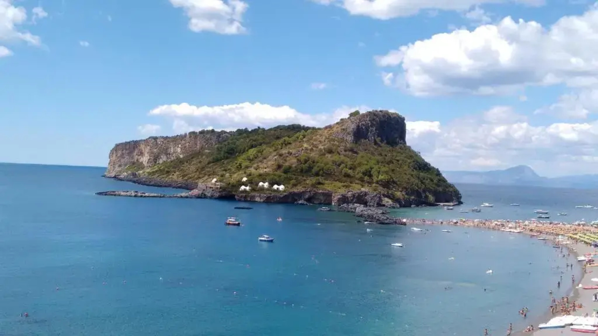 Villaggio Turistico La Mantinera Apartments