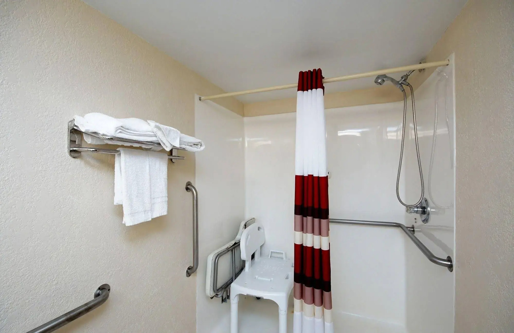 Countryside Suites Kansas City Independence I-70E Sports Complex Hotel