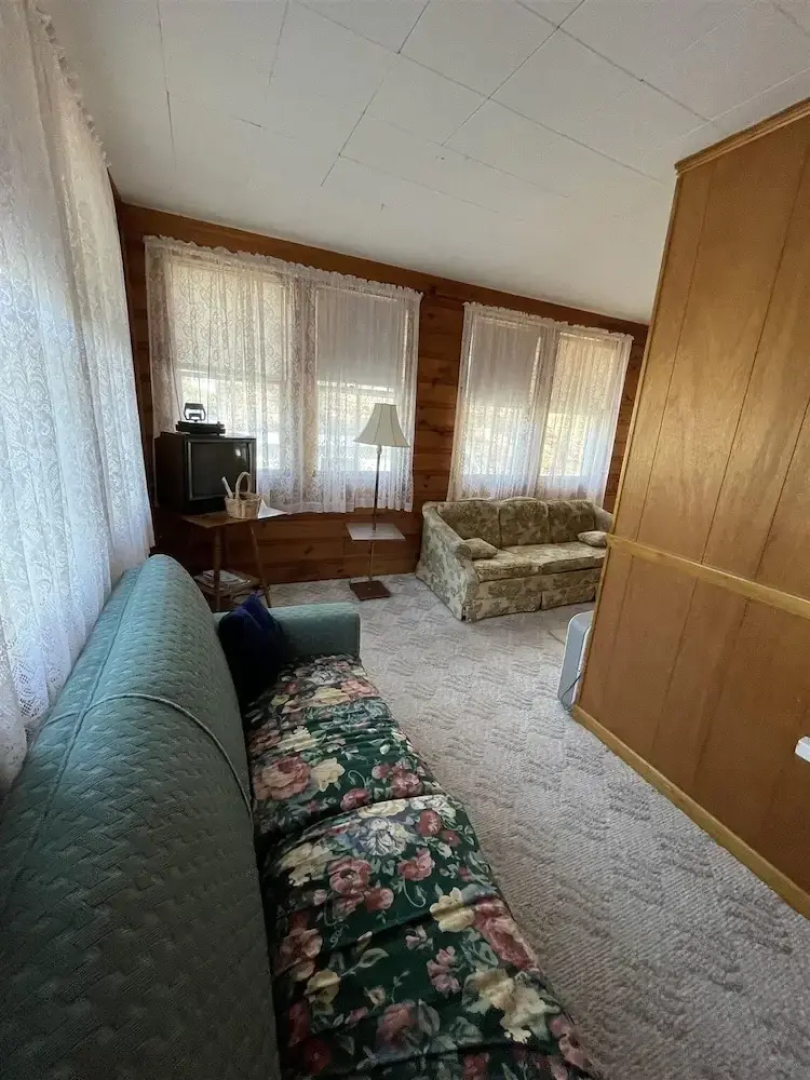 Hate To Leave It Limit 6 3 Bedroom Villa by RedAwning