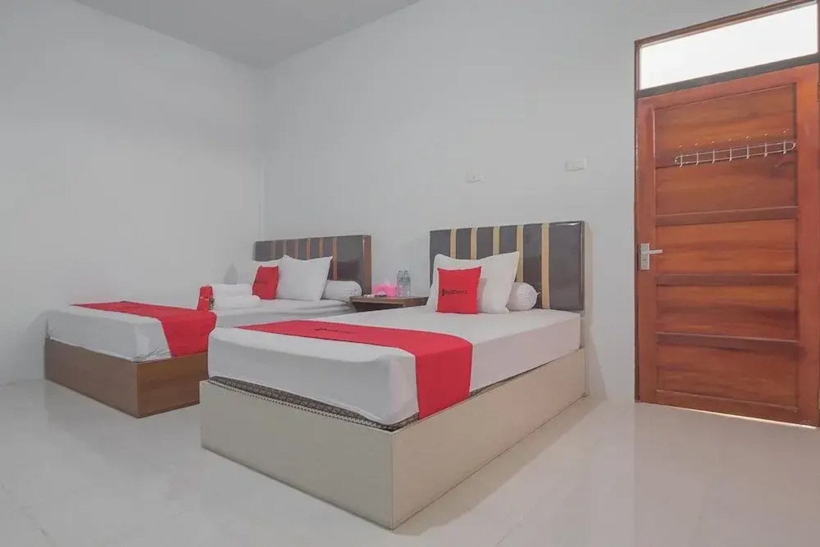 RedDoorz near RS Harapan Bersama