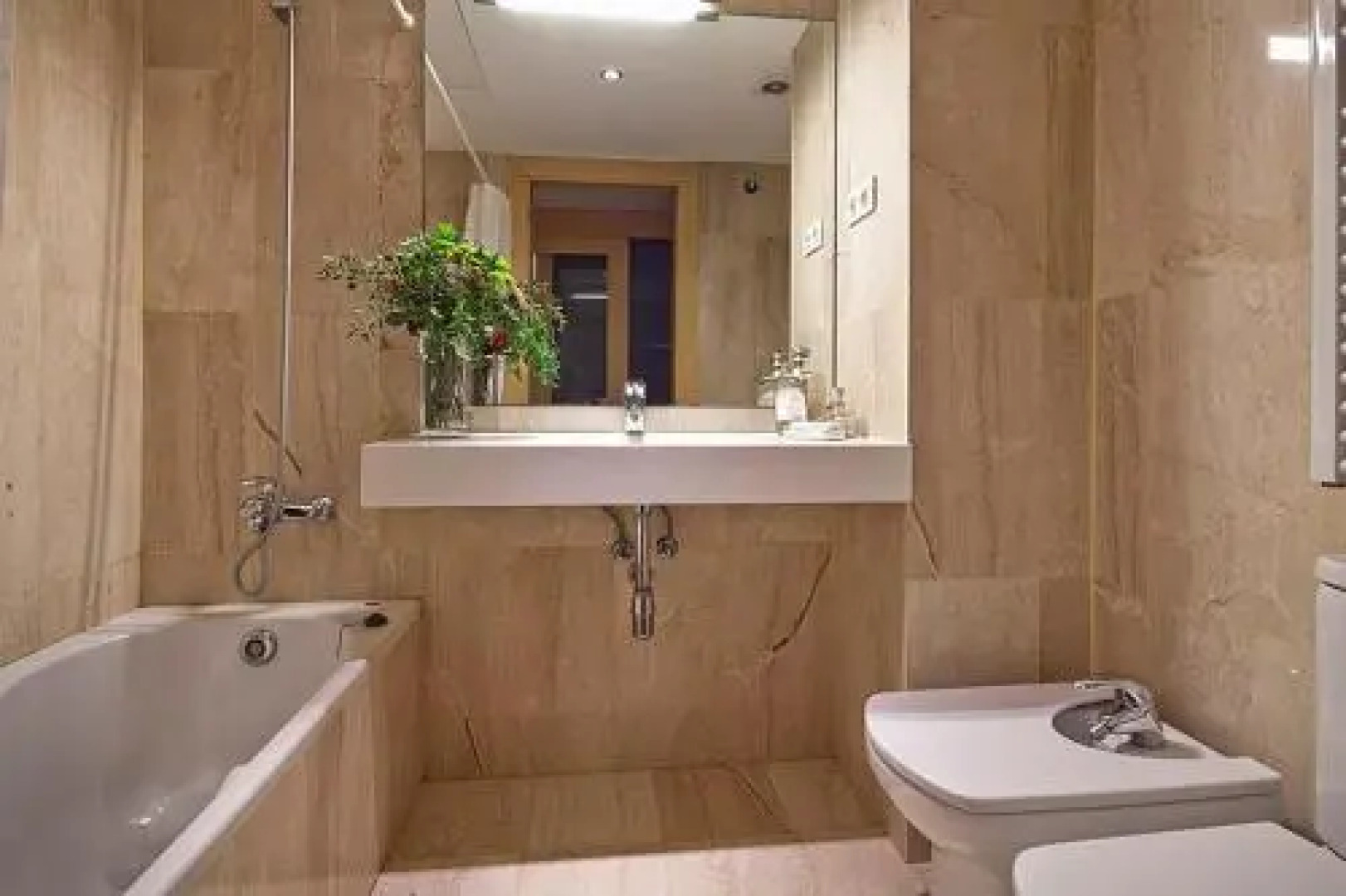 Apartment Barcelona Rentals - Sarria Apartments Near Center