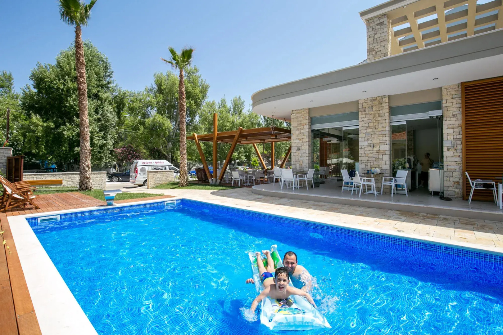 Lobelia Luxury Suites