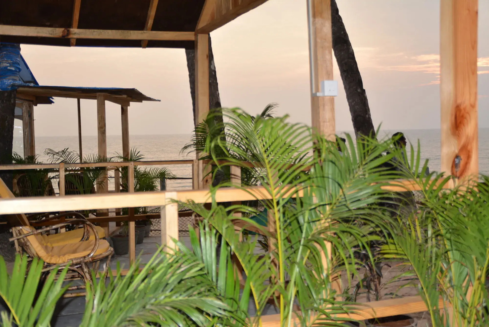 Roundcube Beach Bungalows