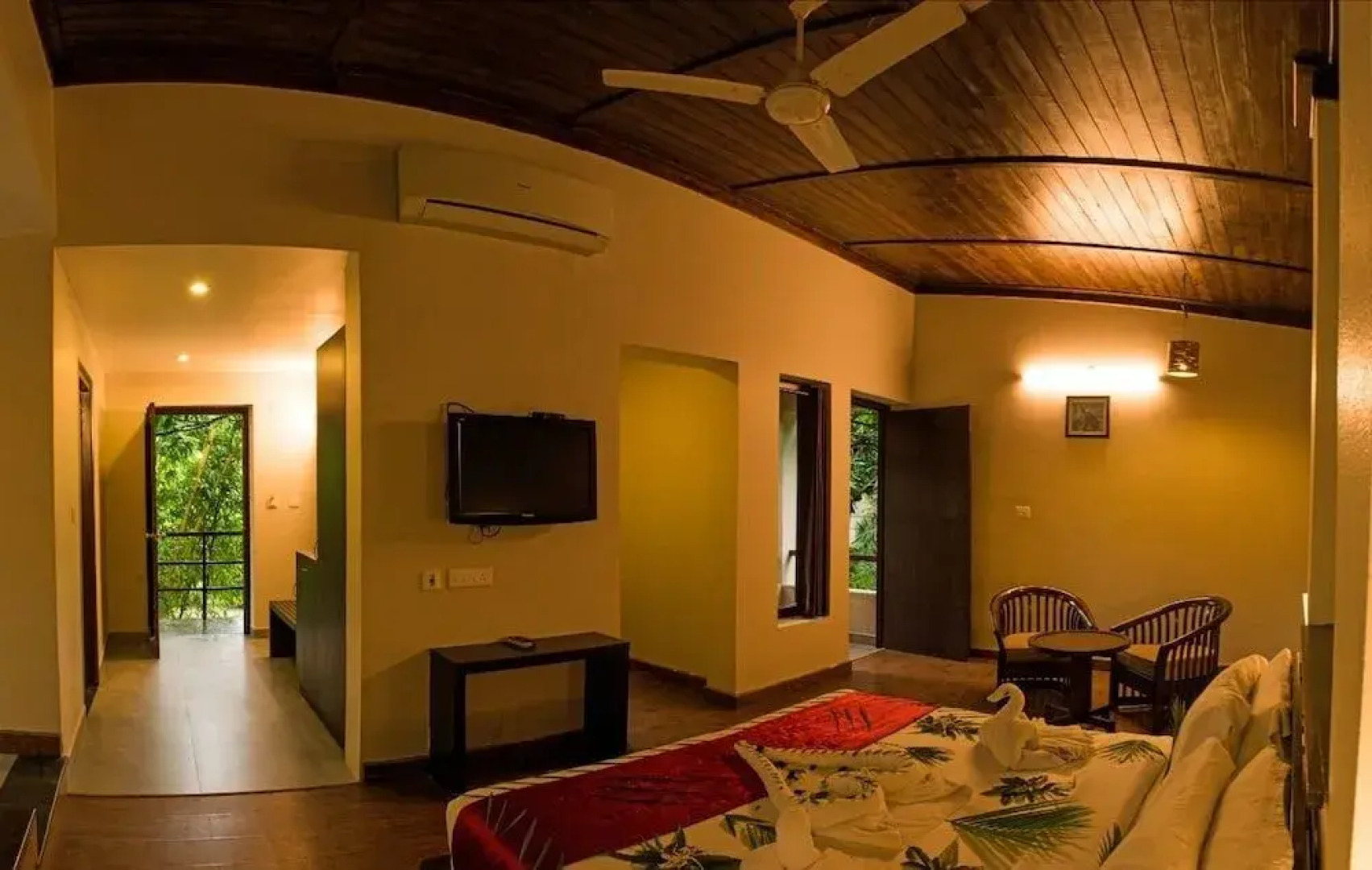 3 Palms Wild Exotica