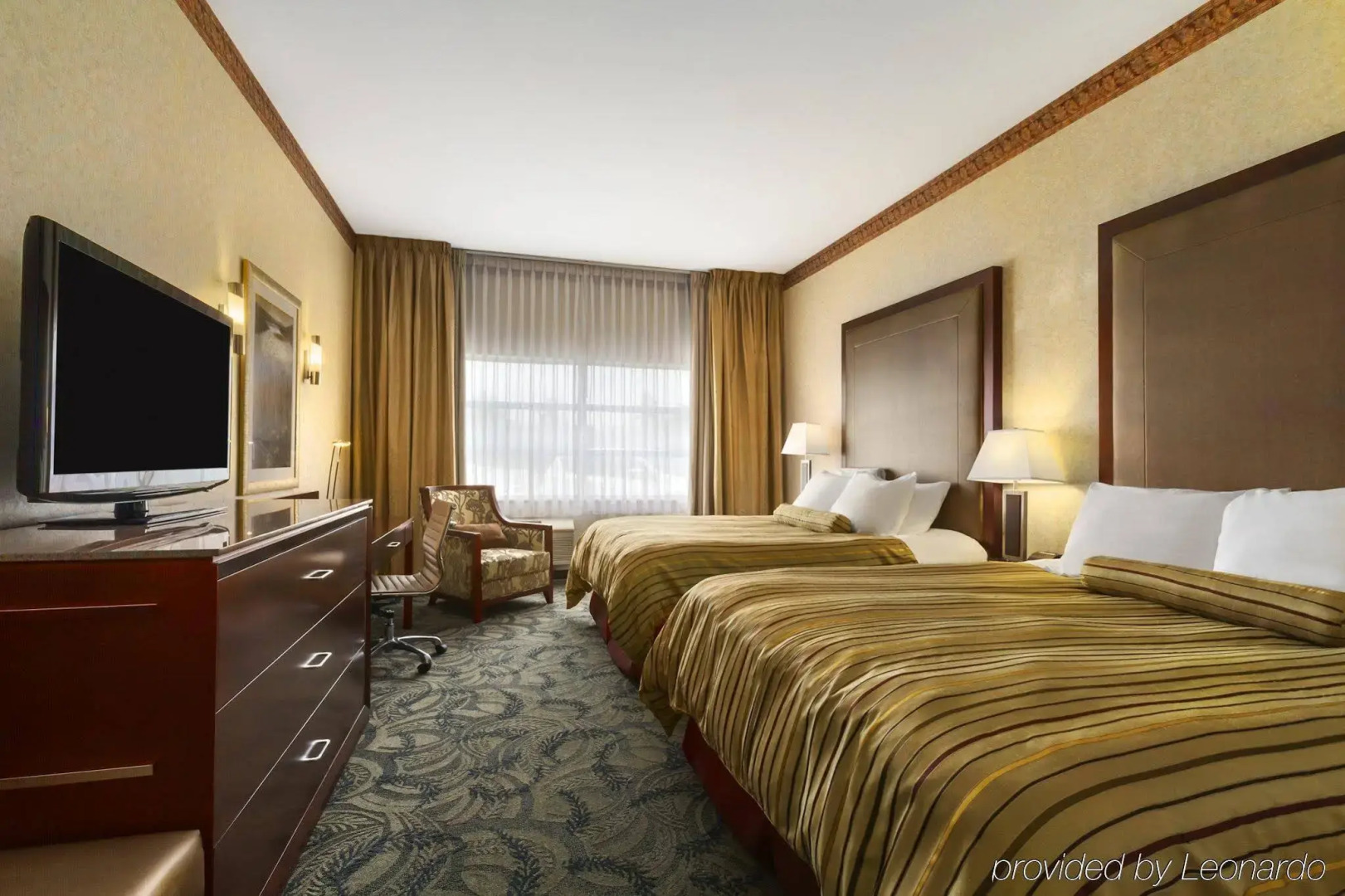 Poco Inn and Suites Hotel & Conference Centre