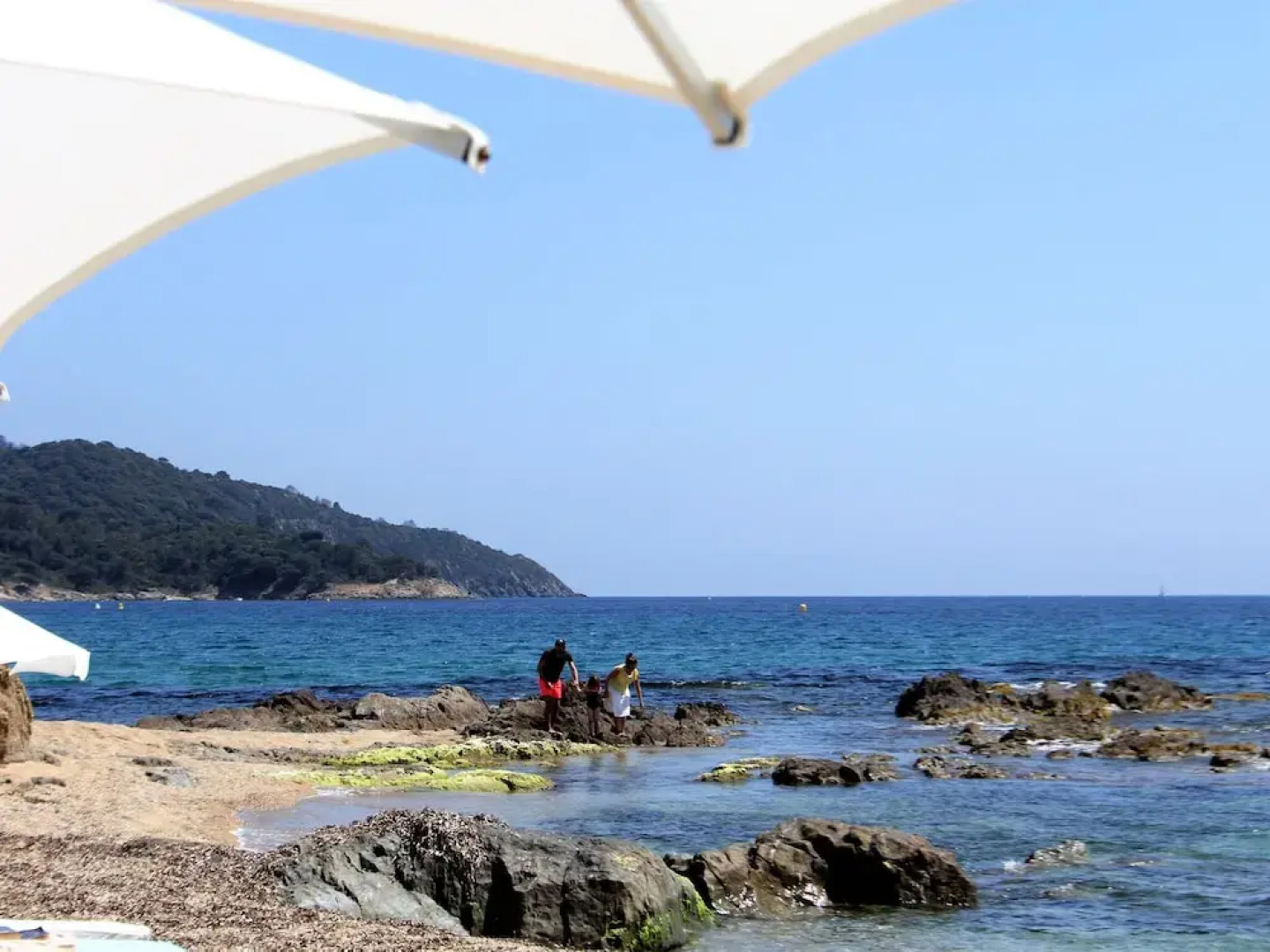 Inviting Holiday Home in La Croix Valmer With Swimming Pool