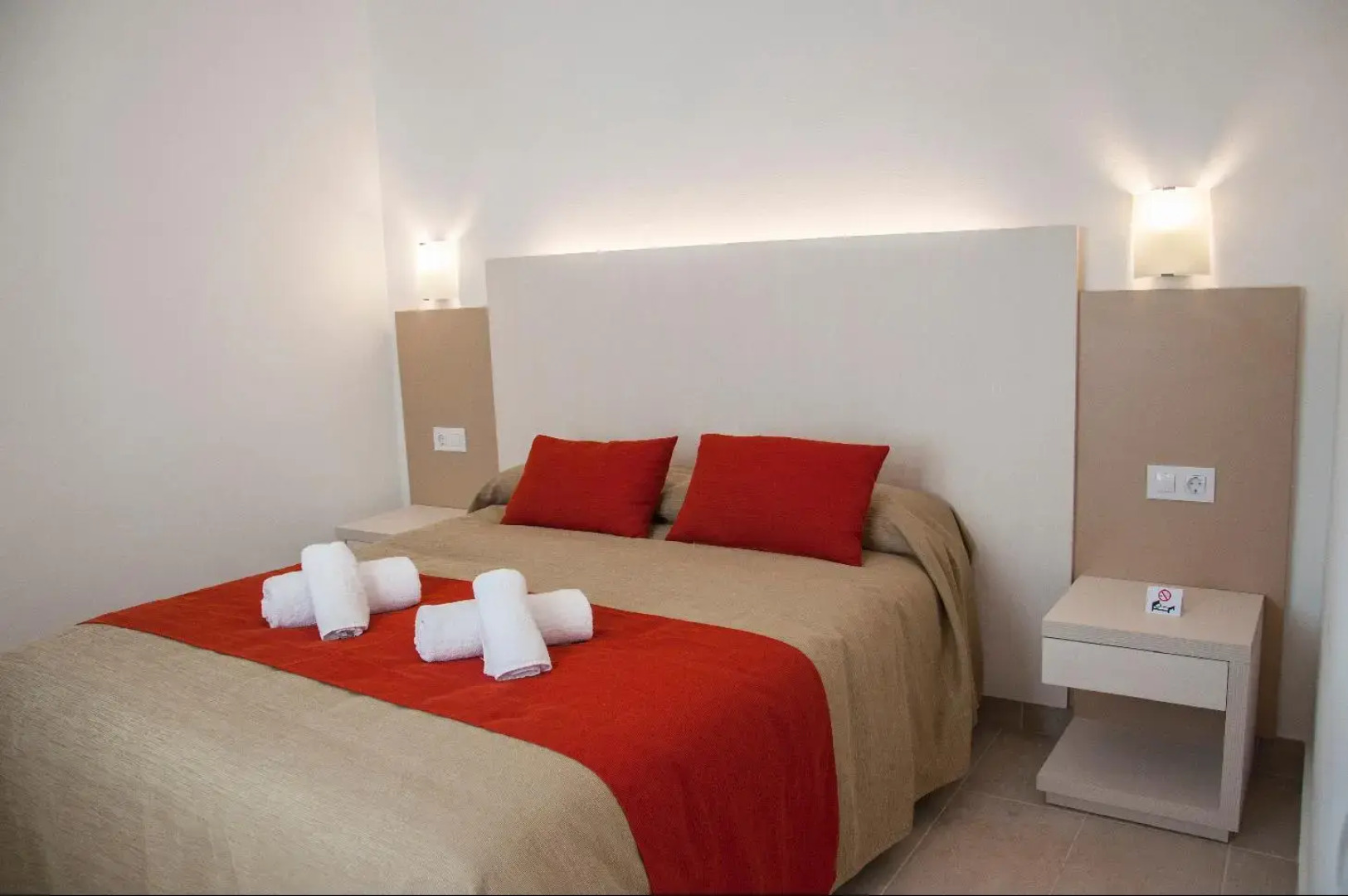 Apartamentos Menorcamar