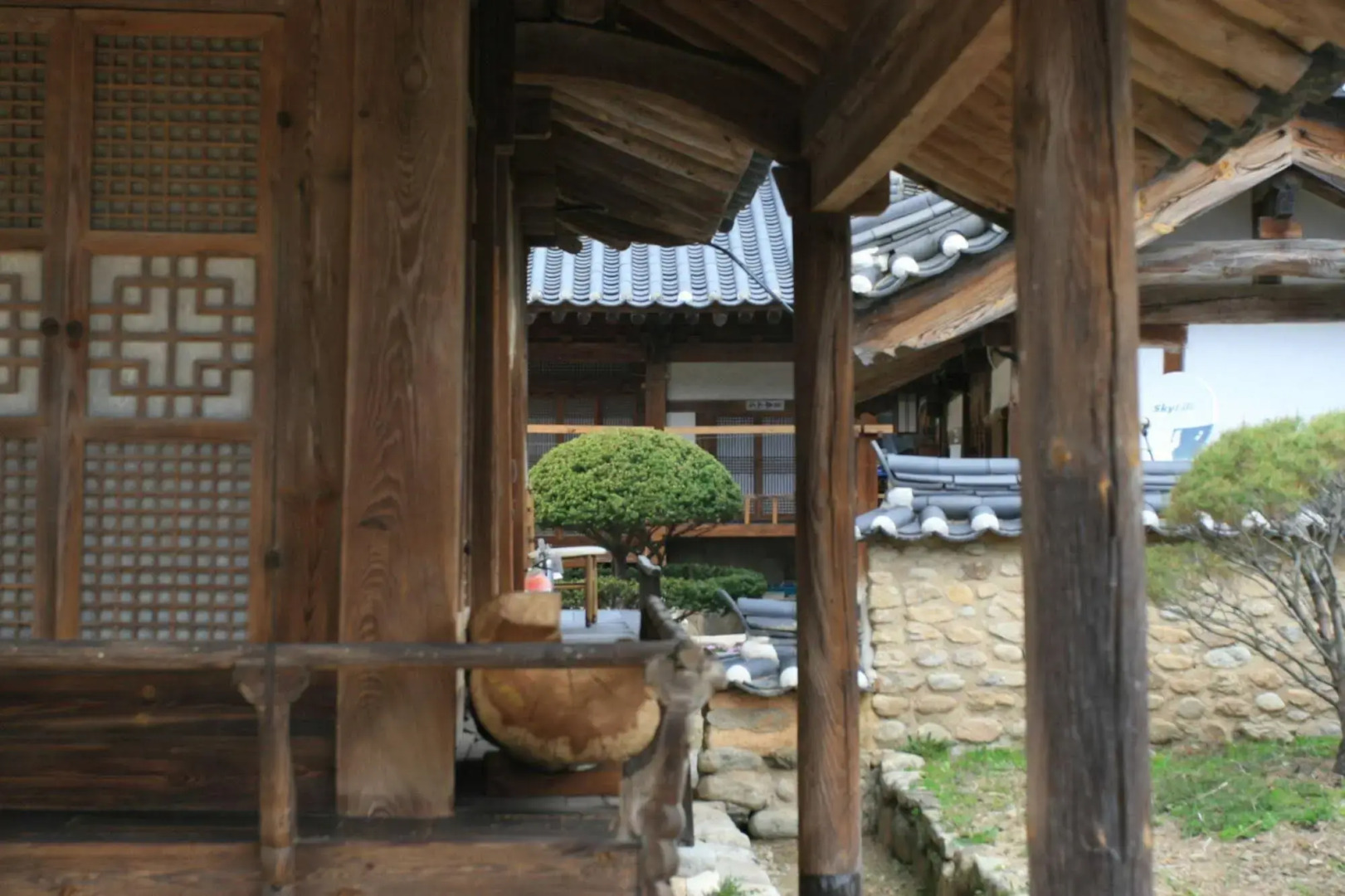 Geochang Choongsindang Donggae Jeongon Gotek