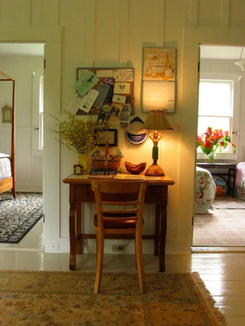 Volcano Teapot Cottage