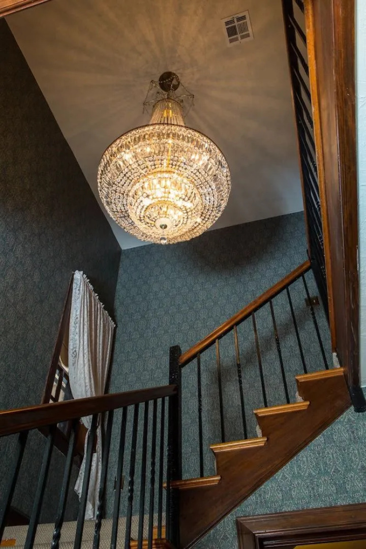 Graham-Carroll House Bed & Breakfast