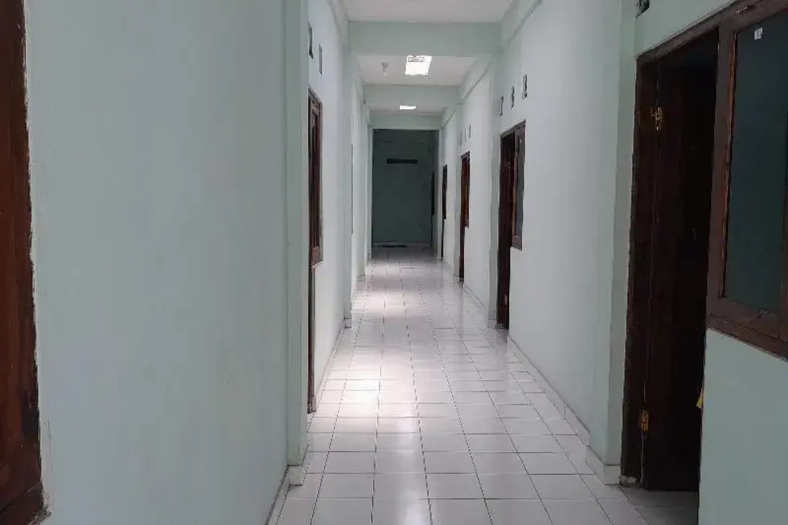 Rumah Singgah Peziarah Ganjuran by ZUZU