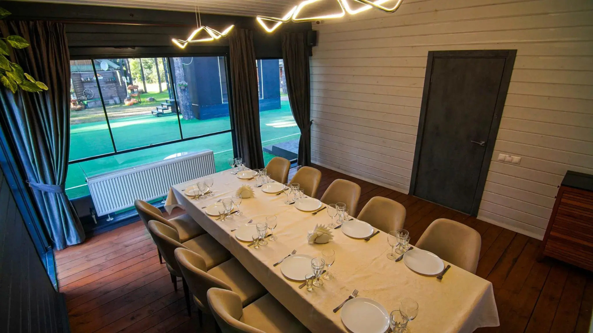 Загородный клуб Светлояр