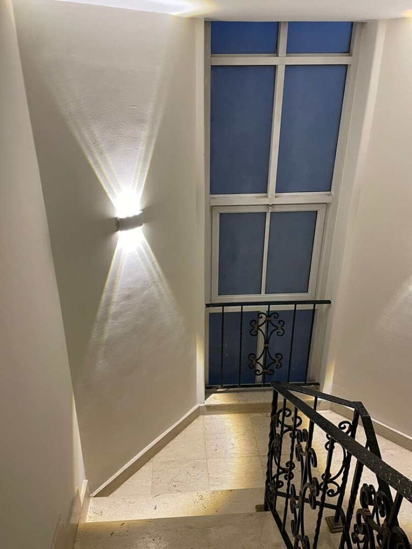 Beverly standalone villa with garden