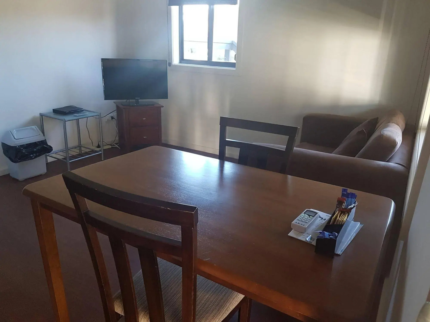 Bentley Waterfront Motel & Cottages