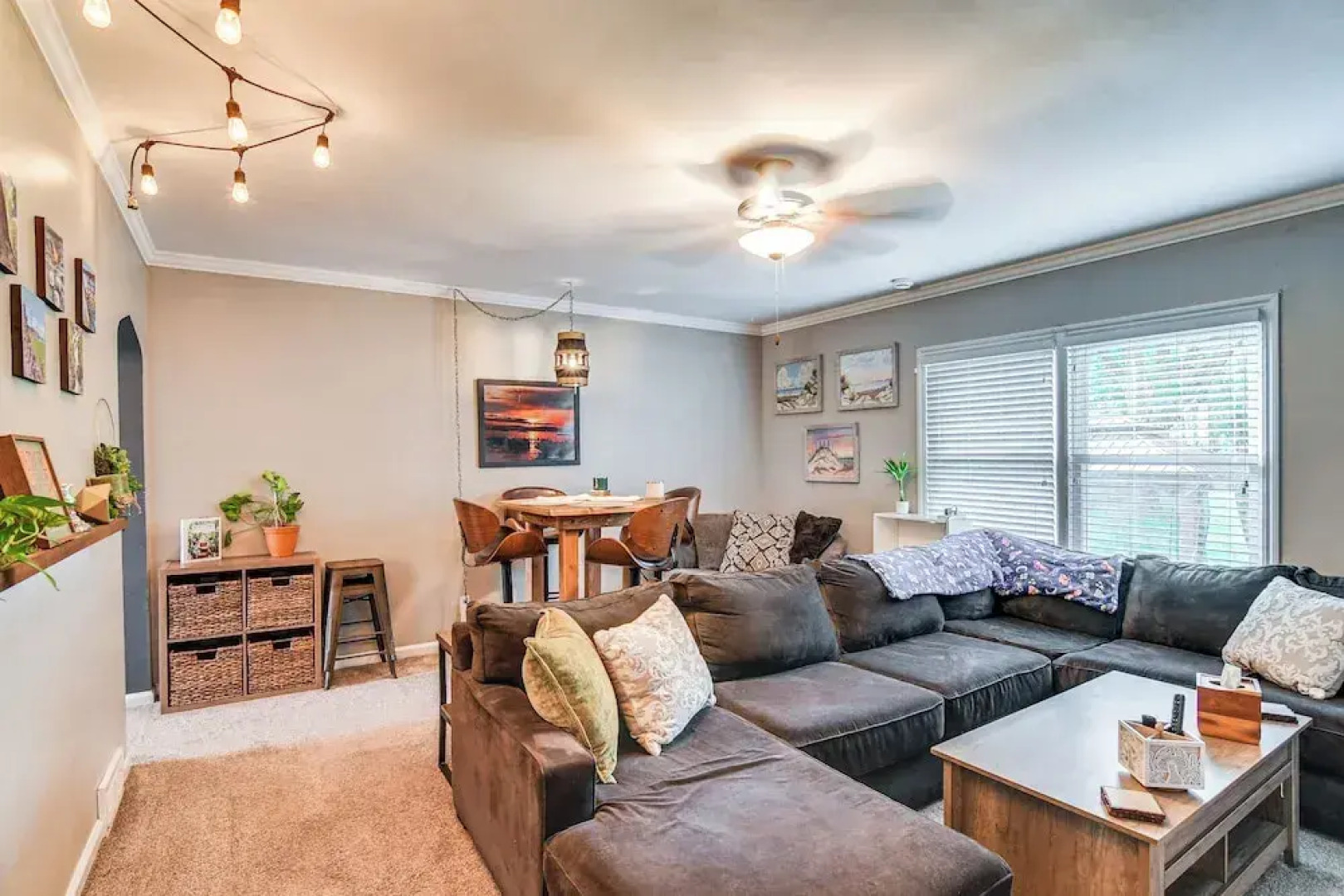 1 Mi to Valley Junction: Pet-friendly Iowa Home