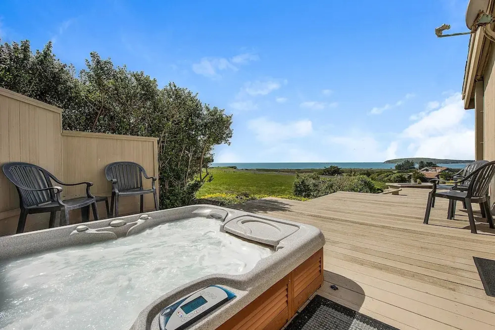 21562 Heron Drive Home 3 Bedrooms 2 Bathrooms Home