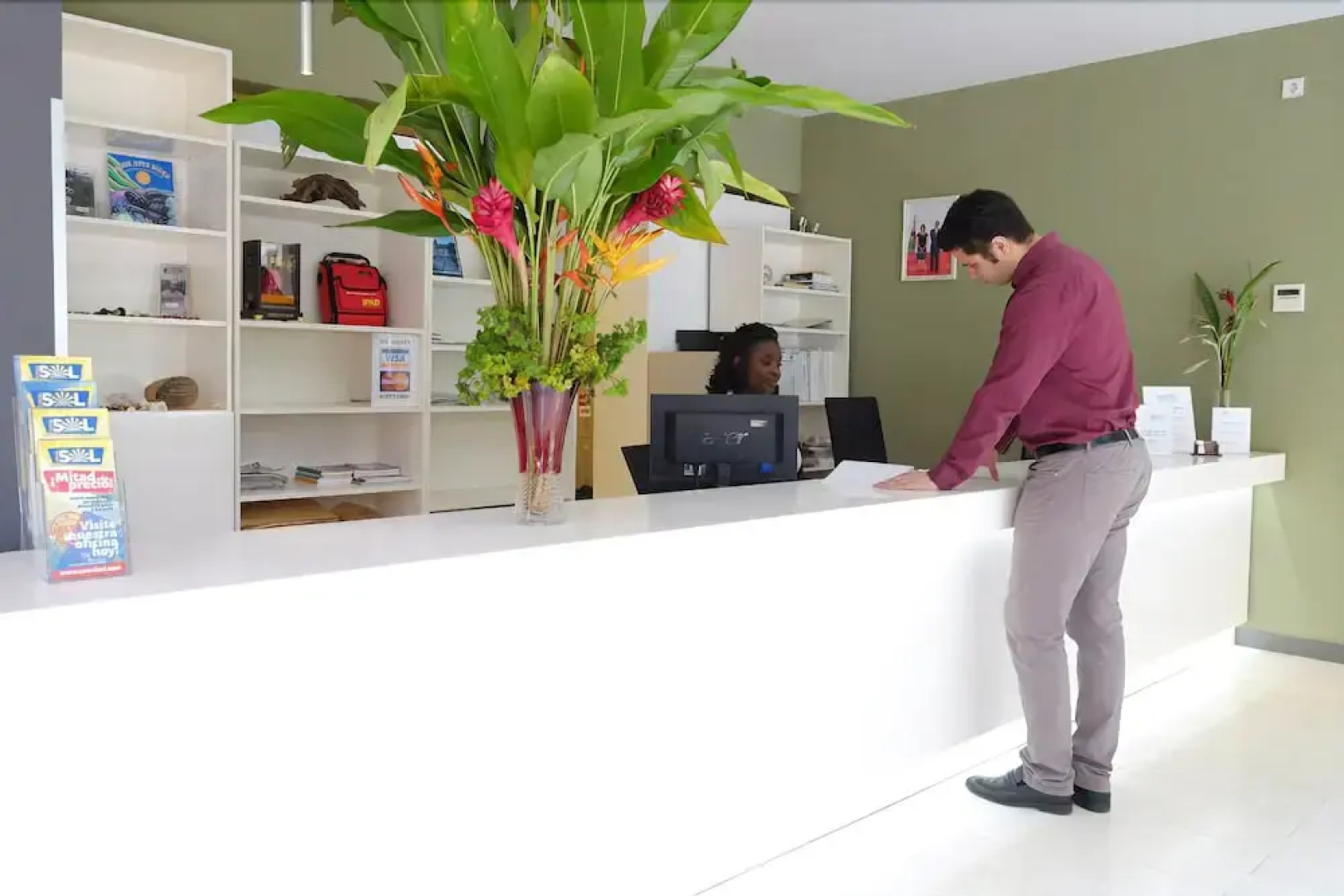 Magno Suites