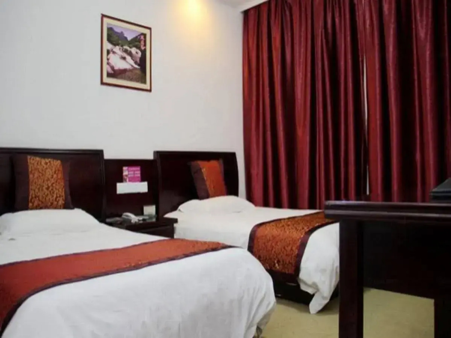 Huangshan Bai Chuan Hotel