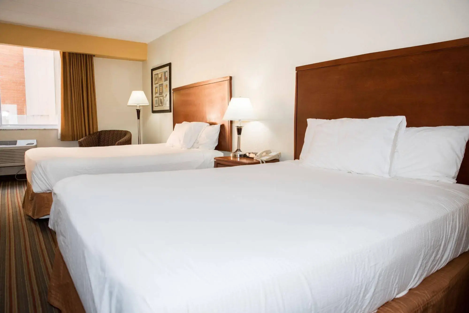 Airport Plaza Inn and Conference Center