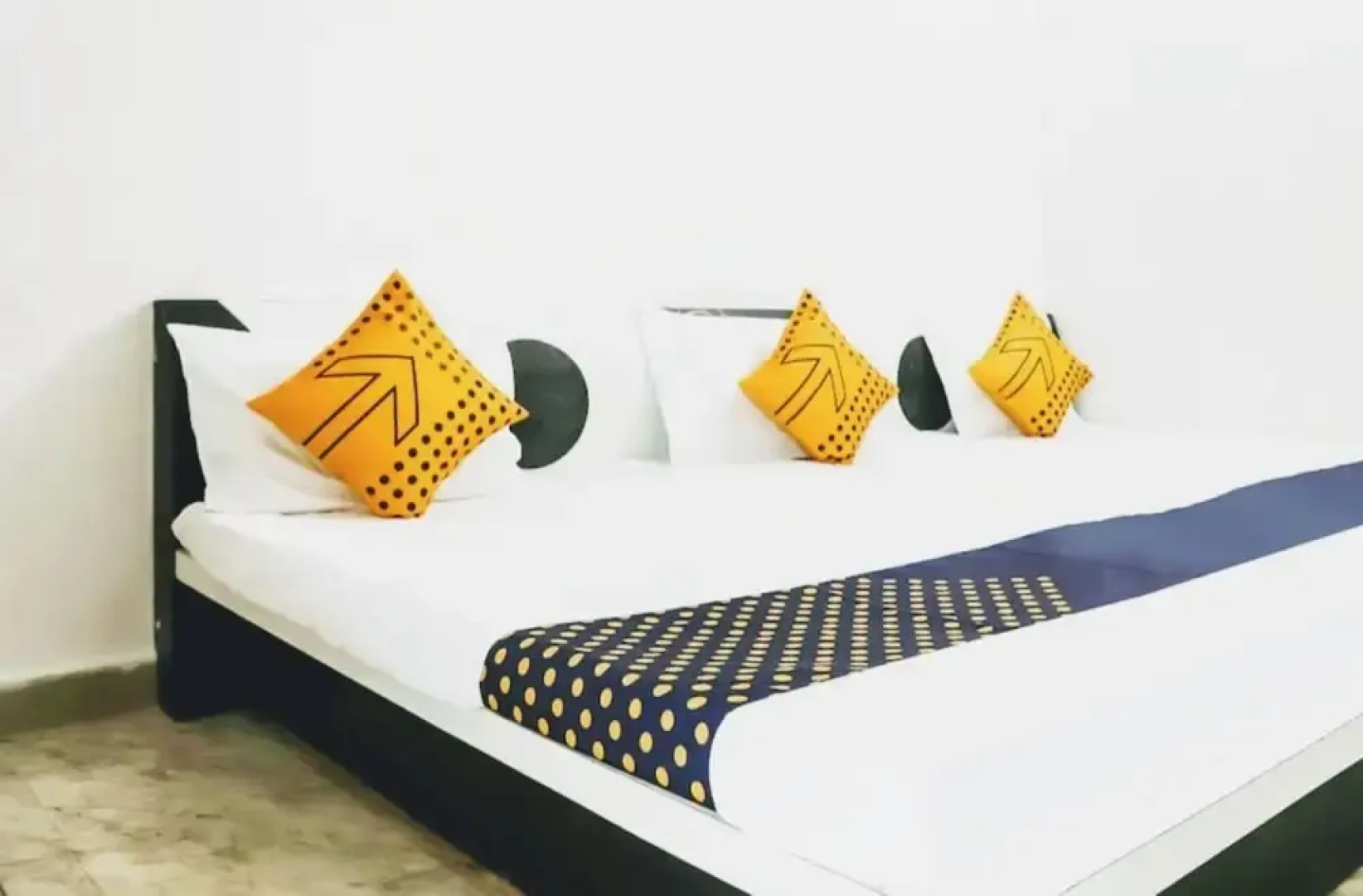 Goroomgo Hotel SONI Madhya Pradesh