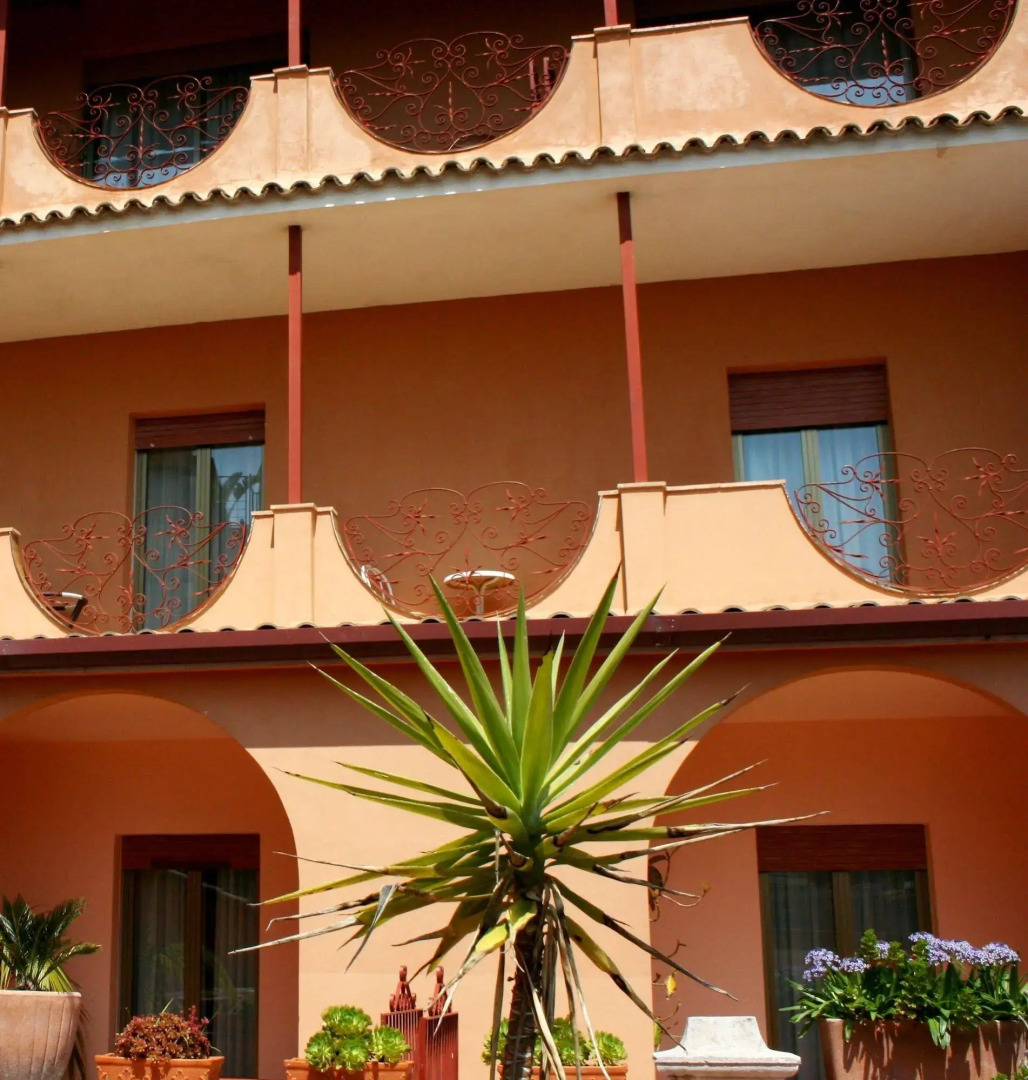 Andromaco Palace Hotel